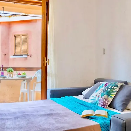 2 Beds With Air Conditioning And Private Veranda In Marinella Just 250 Mt From The Sea *